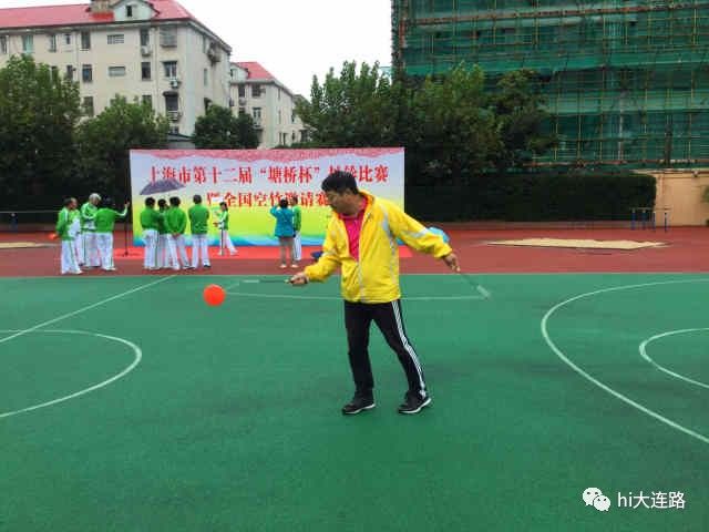 开云入口- 克莱蒙足球俱乐部启动社区计划，百名儿童参与试训  